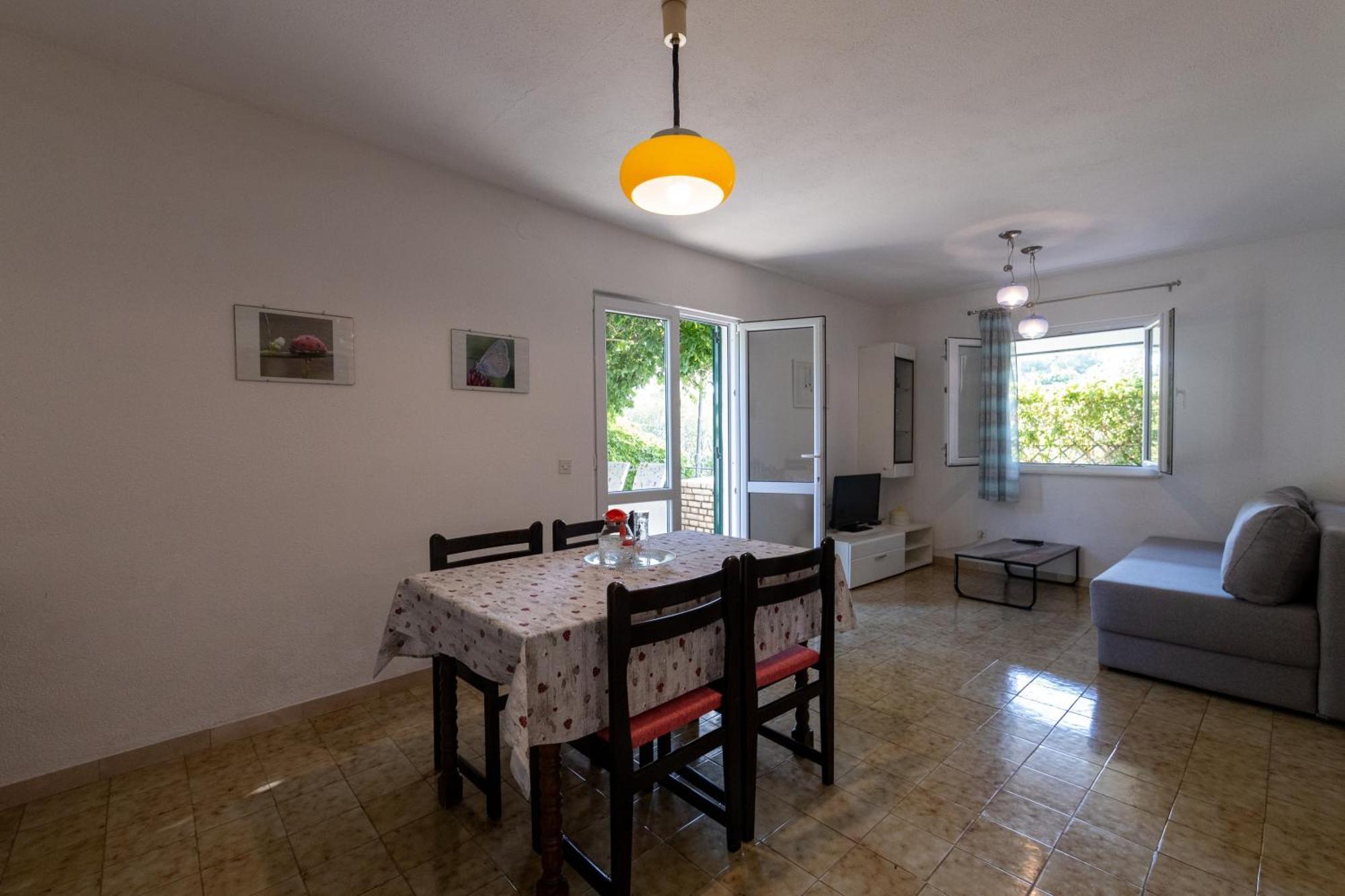 Apartments By The Sea Mudri Dolac, Hvar - 582 วรอสกา ภายนอก รูปภาพ